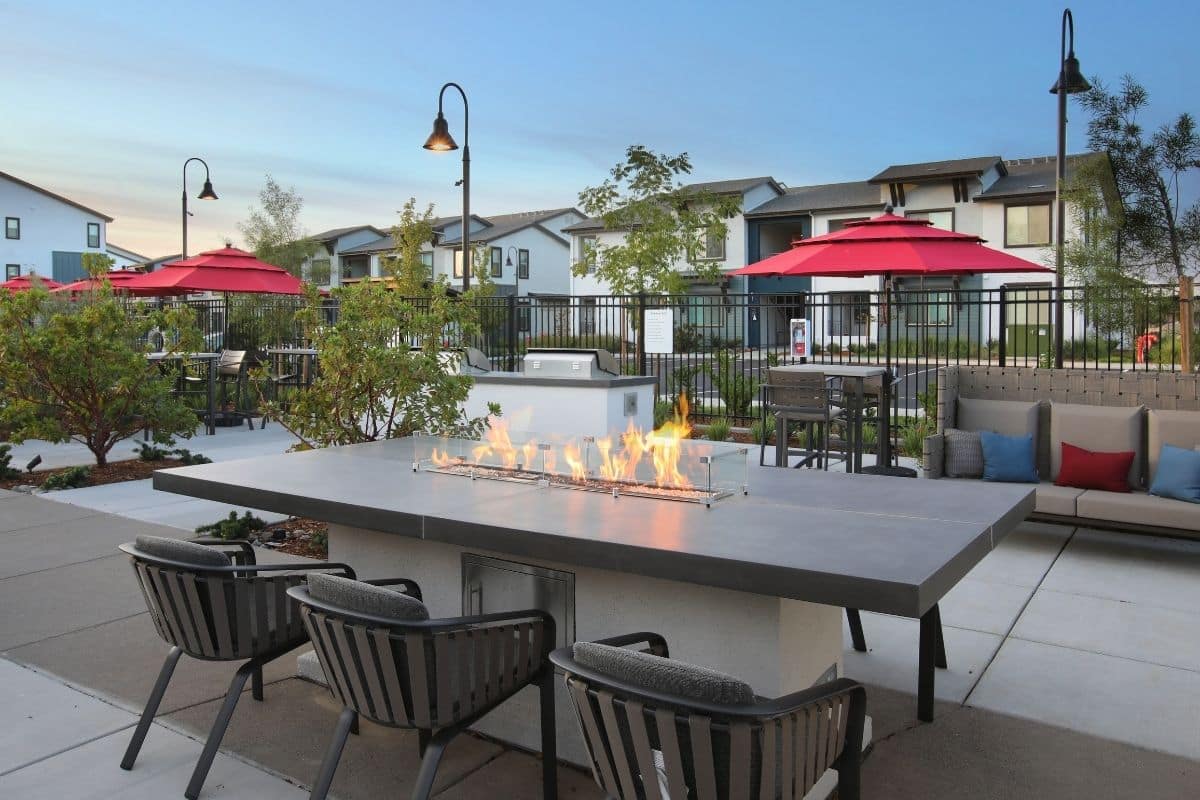 Outdoor BBQ deck at our West Sac apartments
